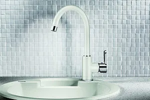 Смеситель для кухни Blanco Mida белый 524204 Смеситель для кухни Blanco Mida белый 524204, 3