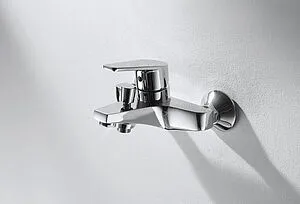 Смеситель для ванны Bravat Line хром F65299C-1 Смеситель для ванны Bravat Line хром F65299C-1, 3