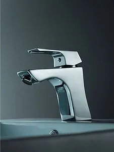 Смеситель для раковины Lemark Unit хром LM4506C Смеситель для раковины Lemark Unit хром LM4506C, 3