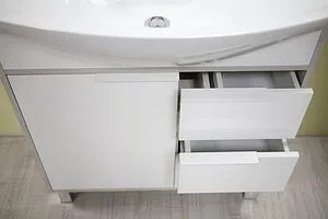 Тумба-умывальник напольная Aquaton Рико 65 белый/ясень фабрик 1A2133K1RIB90 Тумба-умывальник напольная Aquaton Рико 65 белый/ясень фабрик 1A2133K1RIB90, 3