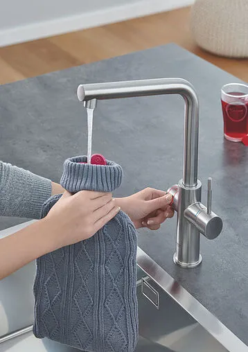 Смеситель для кухни с фильтром и встроенным нагревом воды Grohe Red II Duo суперсталь 30325DC1