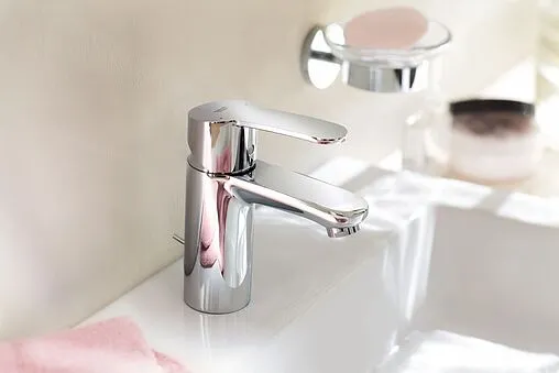 Смеситель для раковины Grohe Eurostyle Cosmopolitan хром 33552002