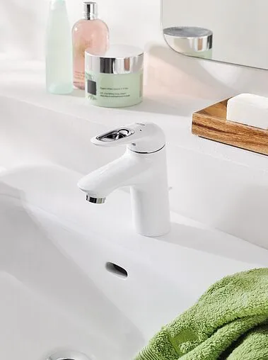 Смеситель для раковины Grohe Eurostyle New белый 33558LS3