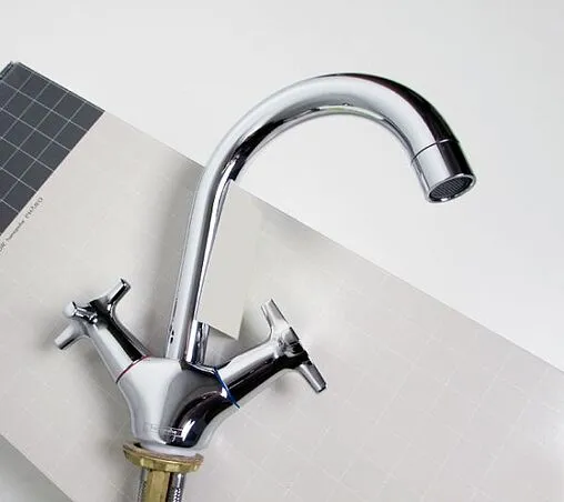 Смеситель для раковины Hansgrohe Logis Classic 150 хром 71271000