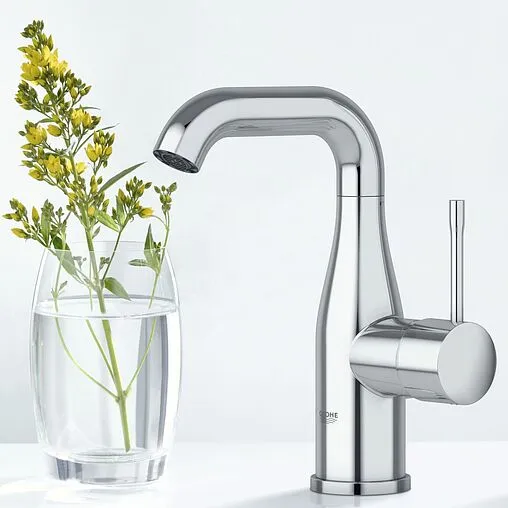 Смеситель для раковины Grohe Essence New хром 23462001