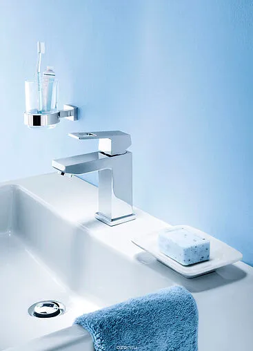 Смеситель для раковины Grohe Eurocube хром 23132000