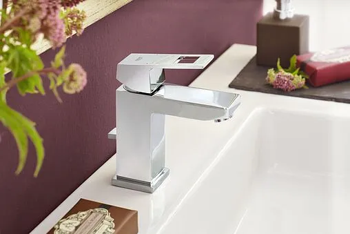 Смеситель для раковины Grohe Eurocube хром 23127000