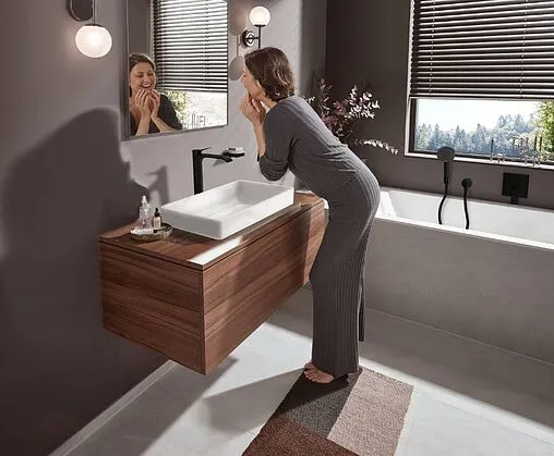 Смеситель для раковины Hansgrohe Vivenis 250 чёрный матовый 75040670