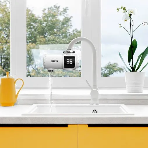 Водонагреватель проточный электрический Zanussi SmartTap Mini белый