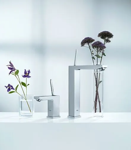 Смеситель для раковины Grohe Eurocube Joy хром 23654000