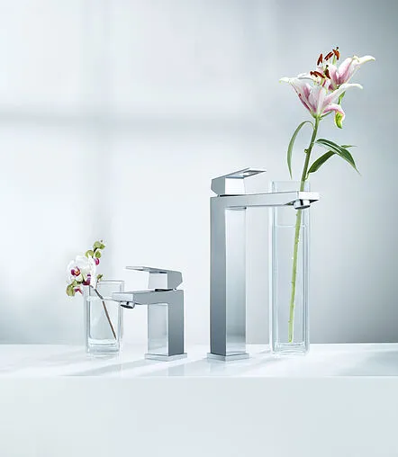 Смеситель для раковины Grohe Eurocube хром 23406000