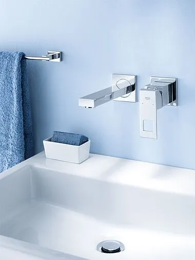 Смеситель для раковины из стены Grohe Eurocube хром 19895000