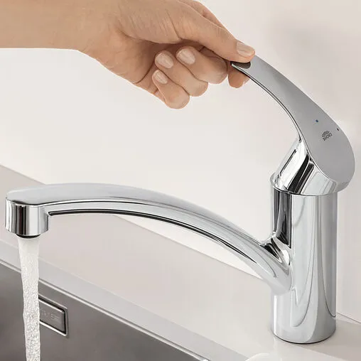 Смеситель для кухни Grohe Eurosmart хром 33281002