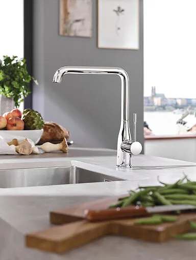 Смеситель для кухни Grohe Essence хром 30269000