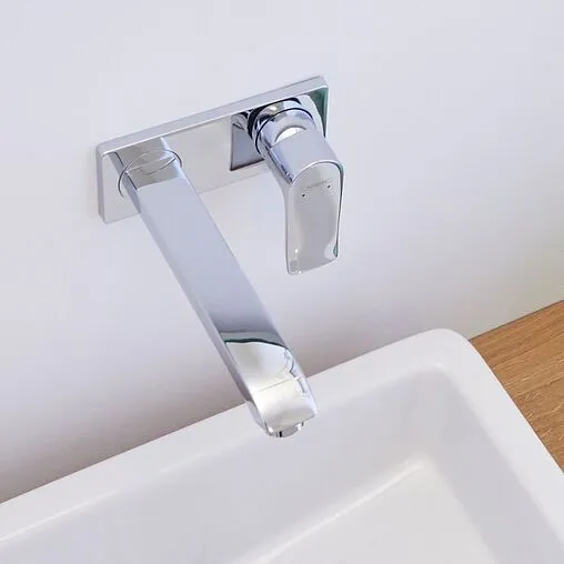 Смеситель для раковины из стены Hansgrohe Metris хром 31086000