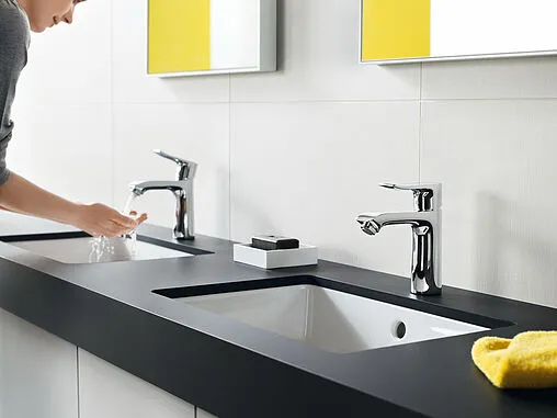 Смеситель для раковины с гигиеническим душем Hansgrohe Metris 110 хром 31285000